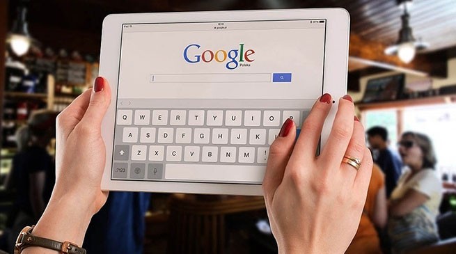 Коронавирус возглавляет поисковые запросы в Google в Греции