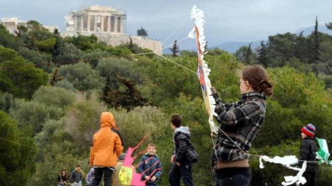 Чистый понедельник: в Греции запускают воздушных змеев