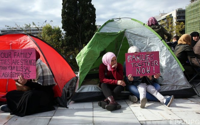 Сирийские беженцы проживающие в Греции начали голодовку, требуя отправки в Германию
