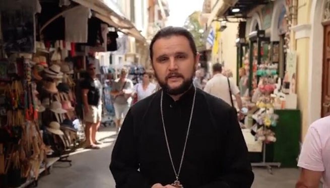 Украинский священник опубликовал видео о поездке на Корфу, к Святому Спиридону
