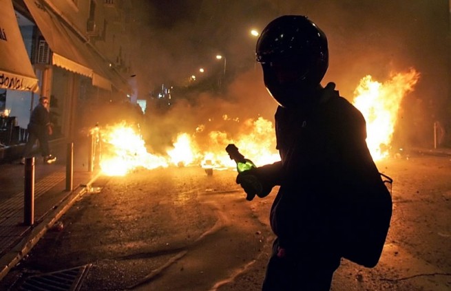 Полиция предупреждает об особом режиме "празднования" дня Политехнио