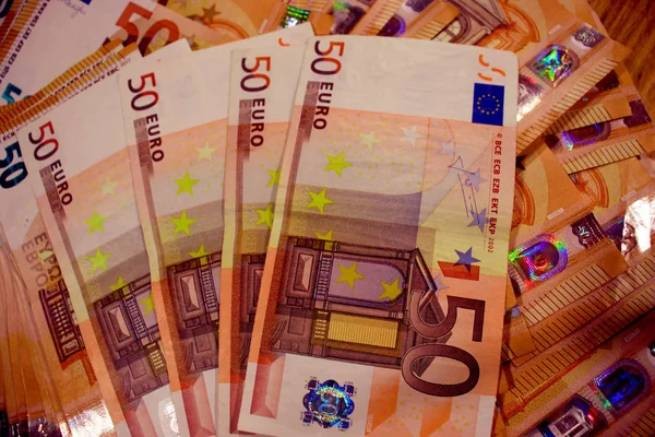Продавец нашла 5 000 евро на рынке