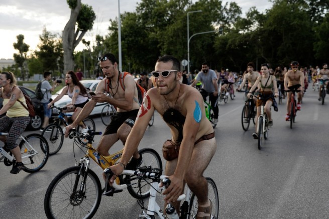 Голые велосипедисты: 13-й международный пробег в Салониках