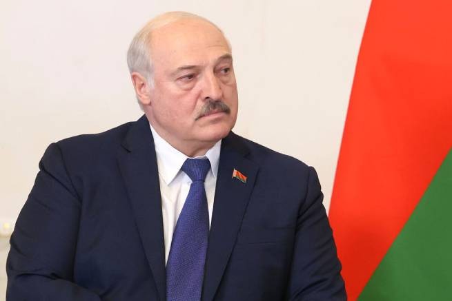 "Неприемлемый ущерб" обещает Лукашенко Польше, Литве и Латвии в случае агрессии с их стороны