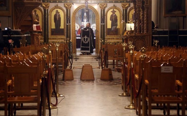 Митрополит подверг критике задержку решения о церквях
