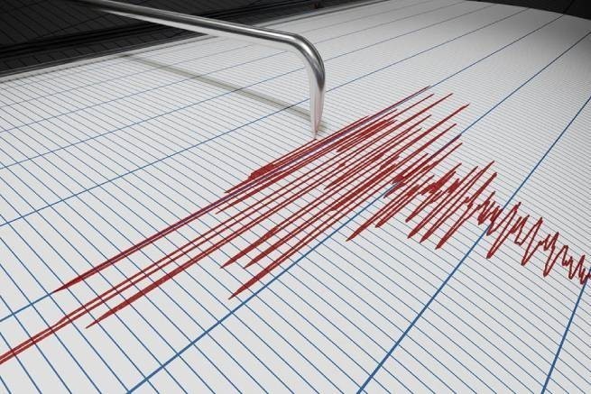 Сильное землетрясение вчера вечером возле Наксоса