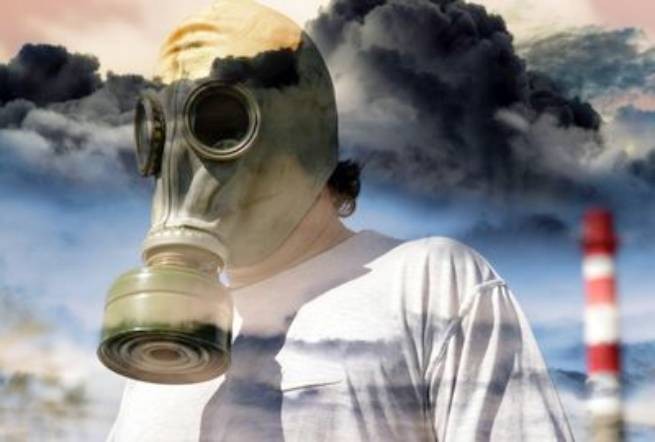 Исследование: загрязненный воздух может спровоцировать рак легких у даже никогда не курящих людей
