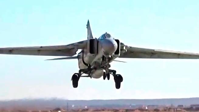 США: во время воскресного авиашоу рухнул МиГ-23