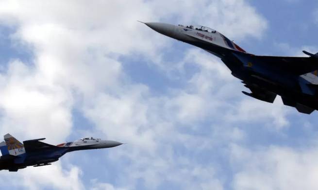 Российский пилот выпустил 2 ракеты по британскому самолету, уверенный, что получил приказ