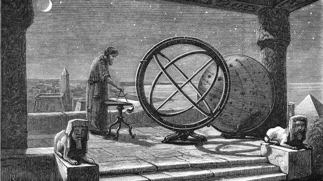 В этот день греческий ученый Эратосфен Киренский впервые в мире вычислил радиус Земли