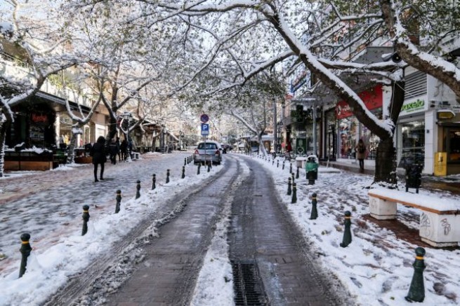 Мороз и снег в Аттике