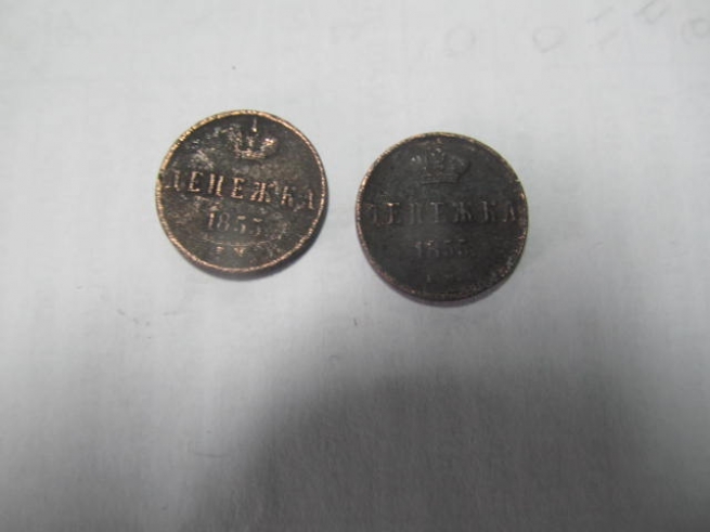 Гражданин Греции пытался перевезти в Украину старинные монеты