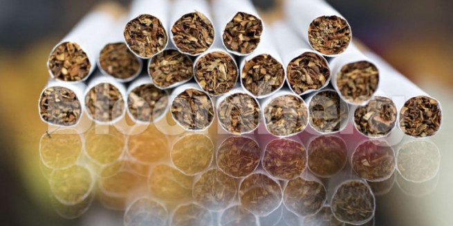 Bloomberg: Как контрабанда сигарет навредила пенсионерам