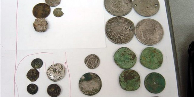 Арестован перевозивший 1.055 древнегреческих монет