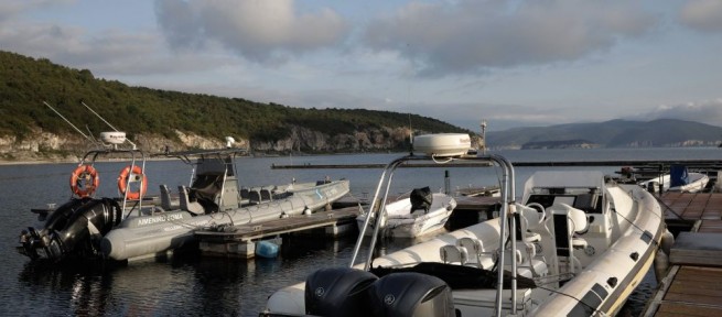 Двое погибших, один ранен при столкновении лодок недалеко от греческого курорта
