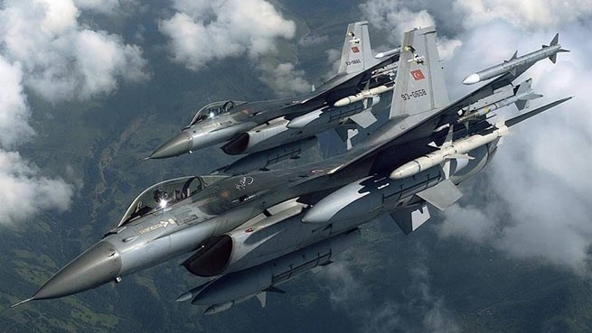 Türkische Kampfjets sind in der Nähe von Alexandroupoli auf griechisches Territorium geflogen