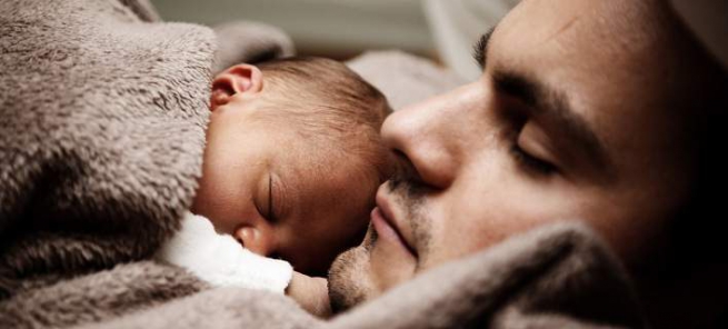 Новоявленным папашам - двухнедельный отпуск по уходу за новорожденным