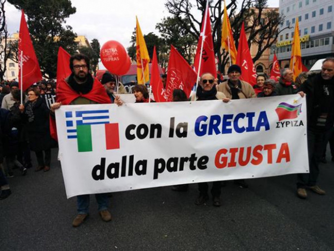 Митинг в Риме в знак солидарности c Афинами