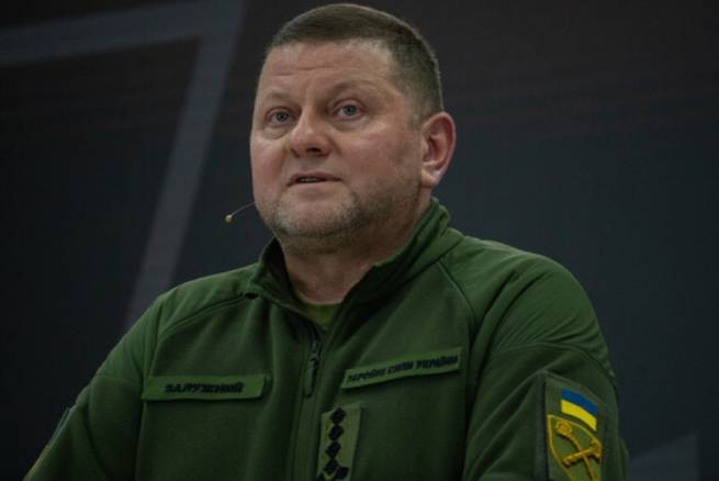 Слухи об отставке Залужного - у Зеленского официально заявили, что его не уволили
