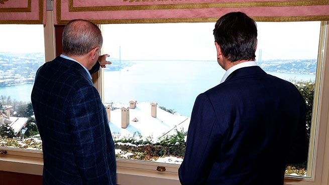 Программа встречи Мицотакис-Эрдоган на полях саммита НАТО и ожидания Афин