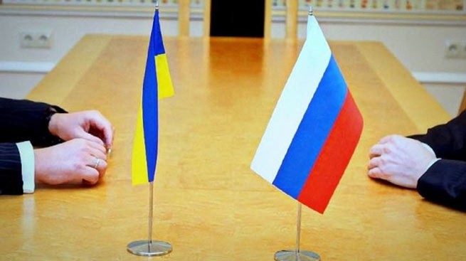 Что хочет получить РФ на переговорах с Украиной