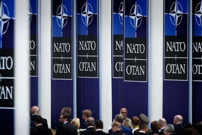 Европа готовится к выходу США из НАТО, а Франция создает альянс