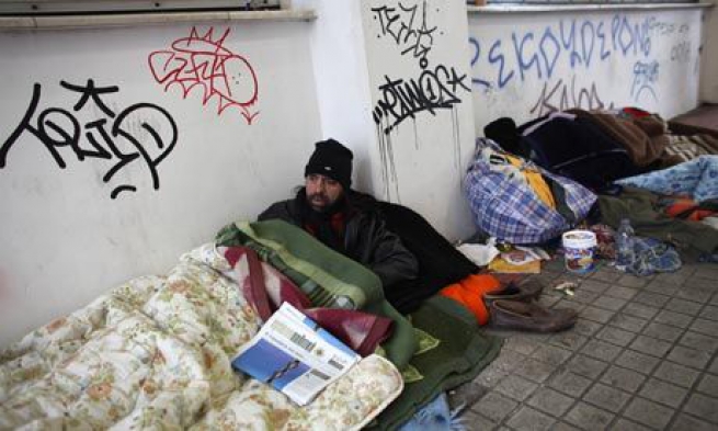Бездомные на улицах Афин