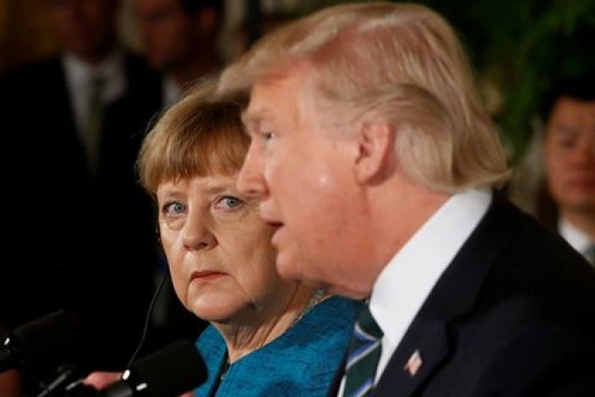 Трамп передал Меркель счёт за услуги НАТО на сумму более $375., Греция напряглась...