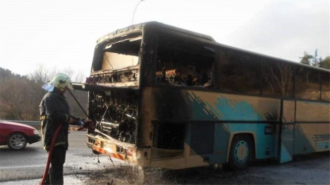 Загорелся автобус ΚΤΕΛ, уничтожен багаж пассажиров
