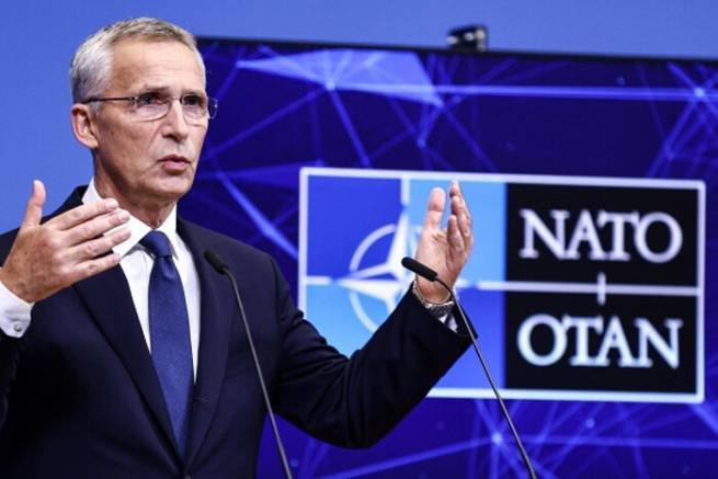 "Если завтра война": НАТО разрабатывает инструкции