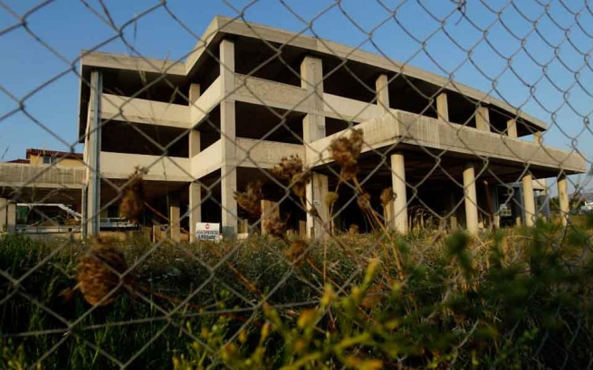 Греция: Падение жилищного строительства значительно обострилось