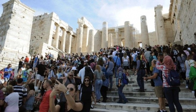 Россия, США, Германия и Британия «поддержат» греческий туризм