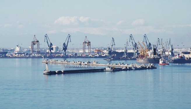 Греция отложила продажу акций Салоникского порта из-за санации российского Промсвязьбанка