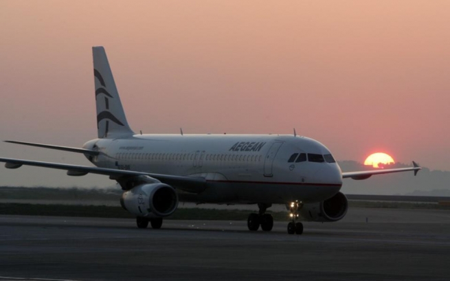 Aegean Airlines отменяет рейсы в и из Стамбула, Измира