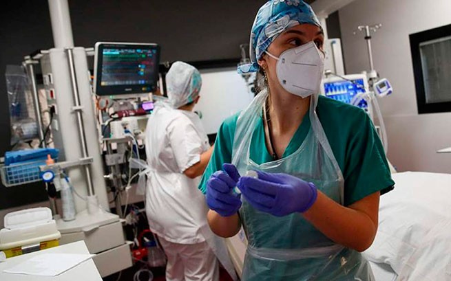 Более 2500 случаев мутировавшего коронавируса в Греции