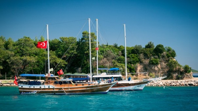 Между Грецией и Турцией разгорелась война яхт