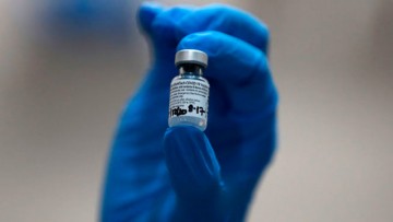 Вакцинация против Covid-19 начнется в середине января, сообщил представитель здравоохранения