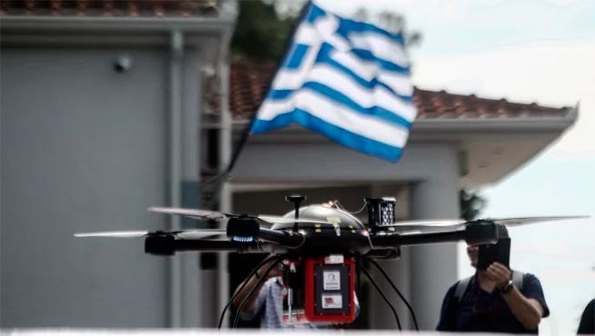 Греция тестирует дрон для доставки лекарств