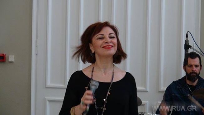 Медея Хурсулиду: с песней по Греции и Миру (фото, видео)