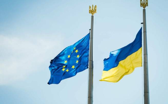 Лидеры ЕС поддержали решение о начале переговоров с Украиной и Молдовой о вступлении