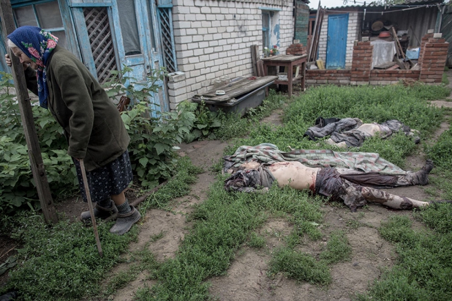 Фото выставка "Гуманитарная трагедия на юго-востоке Украины"