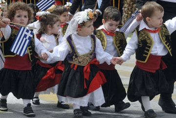 Греческие народные традиции, связанные с 25 марта
