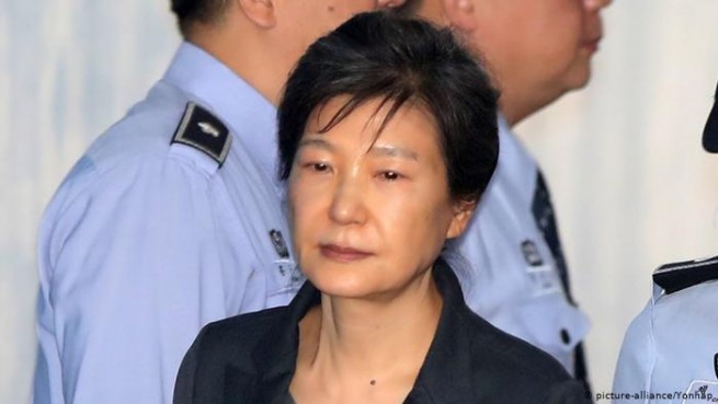 Южная Корея: экс-президенту все же придется провести в тюрьме 22 года