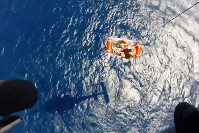Впечатляющее видео о спасении человека в море у о.Серифос