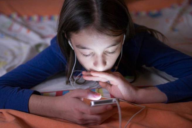 Италия: очередной жертвой экстремальных игр в интернете стала 10-летняя девочка