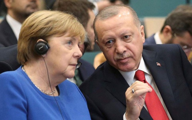 Эрдоган и Меркель обсудили тупиковую ситуацию в Восточном Средиземноморье