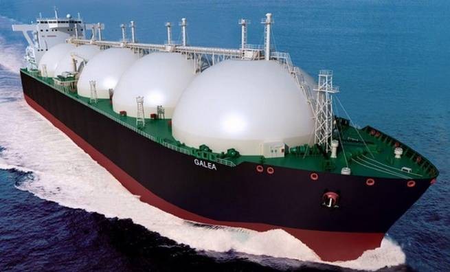 Десятки танкеров с газом следуют из США в Европу