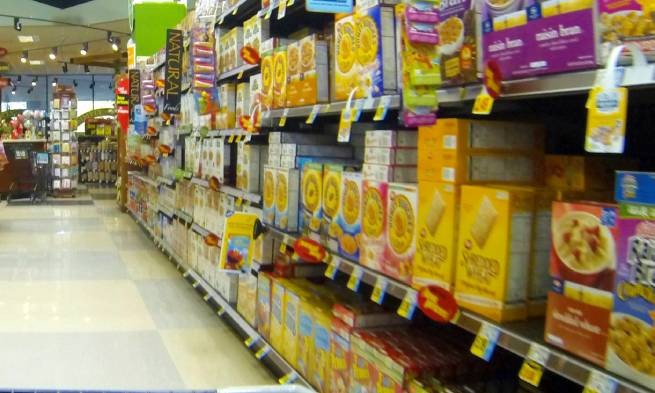 Коварство коронавируса: маска стала причиной гибели кассира в американском супермаркете