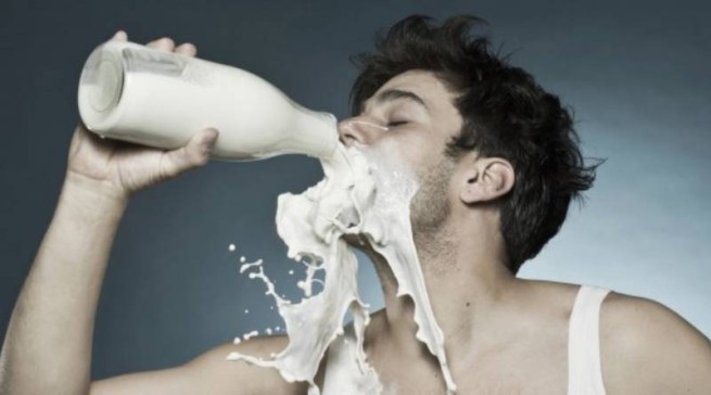 Потребление молока сократилось на 1 млн литров в месяц из-за его высокой цены