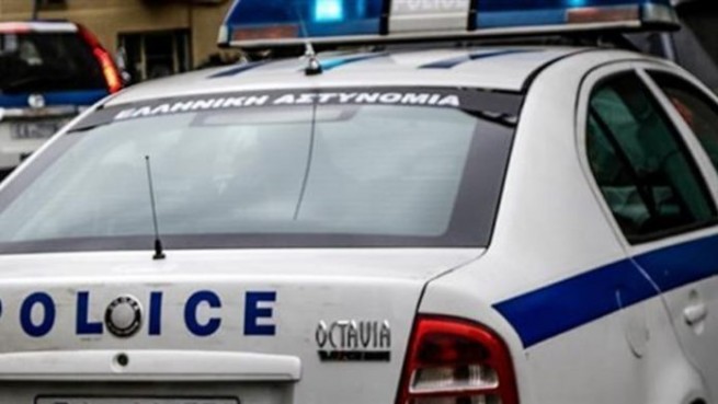 Греческая полиция задержала 38 мигрантов и двух перевозчиков
